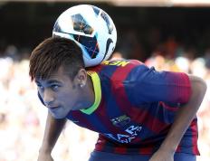 开云平台-戈贝尔接管东西对抗！连续内线强打为开拓者拉开决胜差距