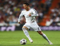 开云APP-两极之境，库尔图瓦的神迹与瑞典的团队风暴