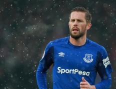 开云体育入口-逆流而上与新星乍现，2018，足球新时代的崛起宣言