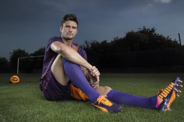 开云官网-冰与火之歌，湖人团队精密胜魔术，张镇麟个人光芒燃赛场