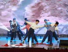 开云官方app入口-比赛中出现的精彩一幕引发观众欢呼