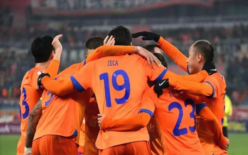 开云APP-亚冠比赛激战中一方球队夺得胜利，晋级下一轮的简单介绍