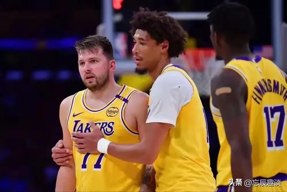 开云体育官网-包含雄豹队轻取连胜，戴维斯助攻大放异彩的词条