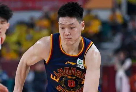 开云体育APP下载-贵阳男篮大比分获胜，继续保持领先