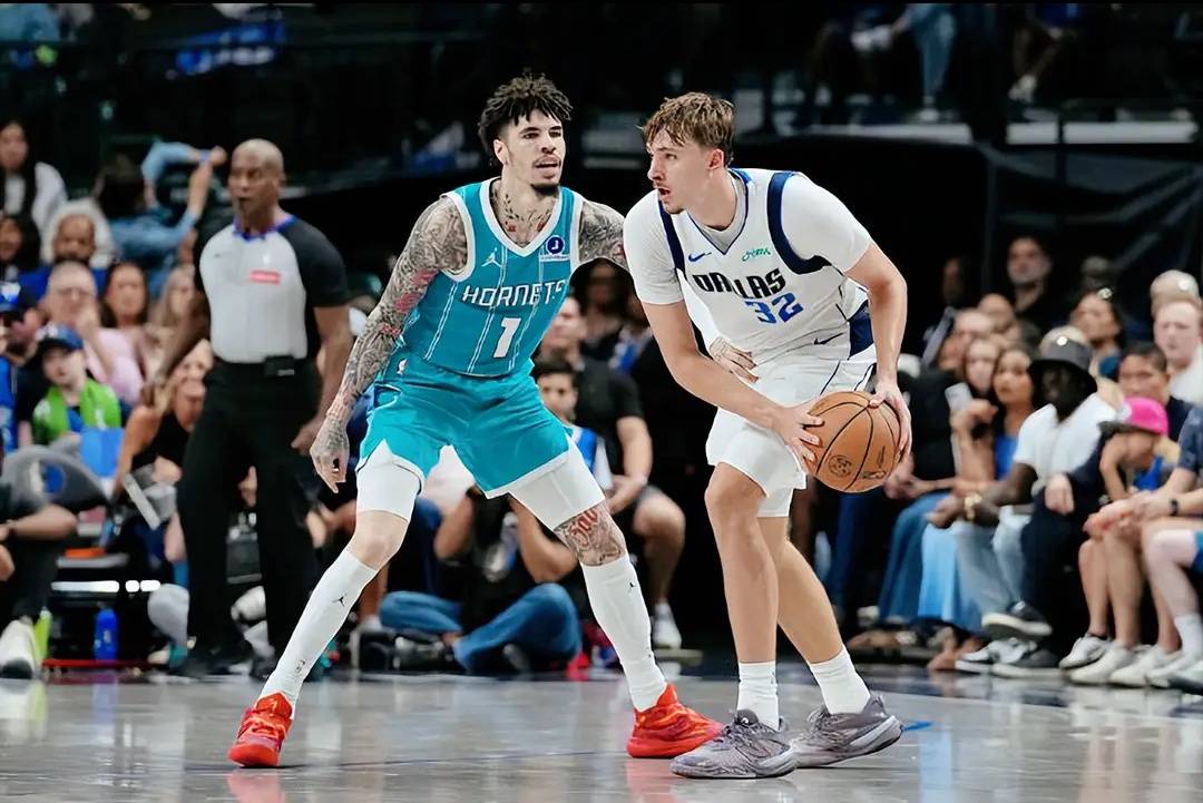 开云体育下载-独行侠客场击败黄蜂,豪取三连胜