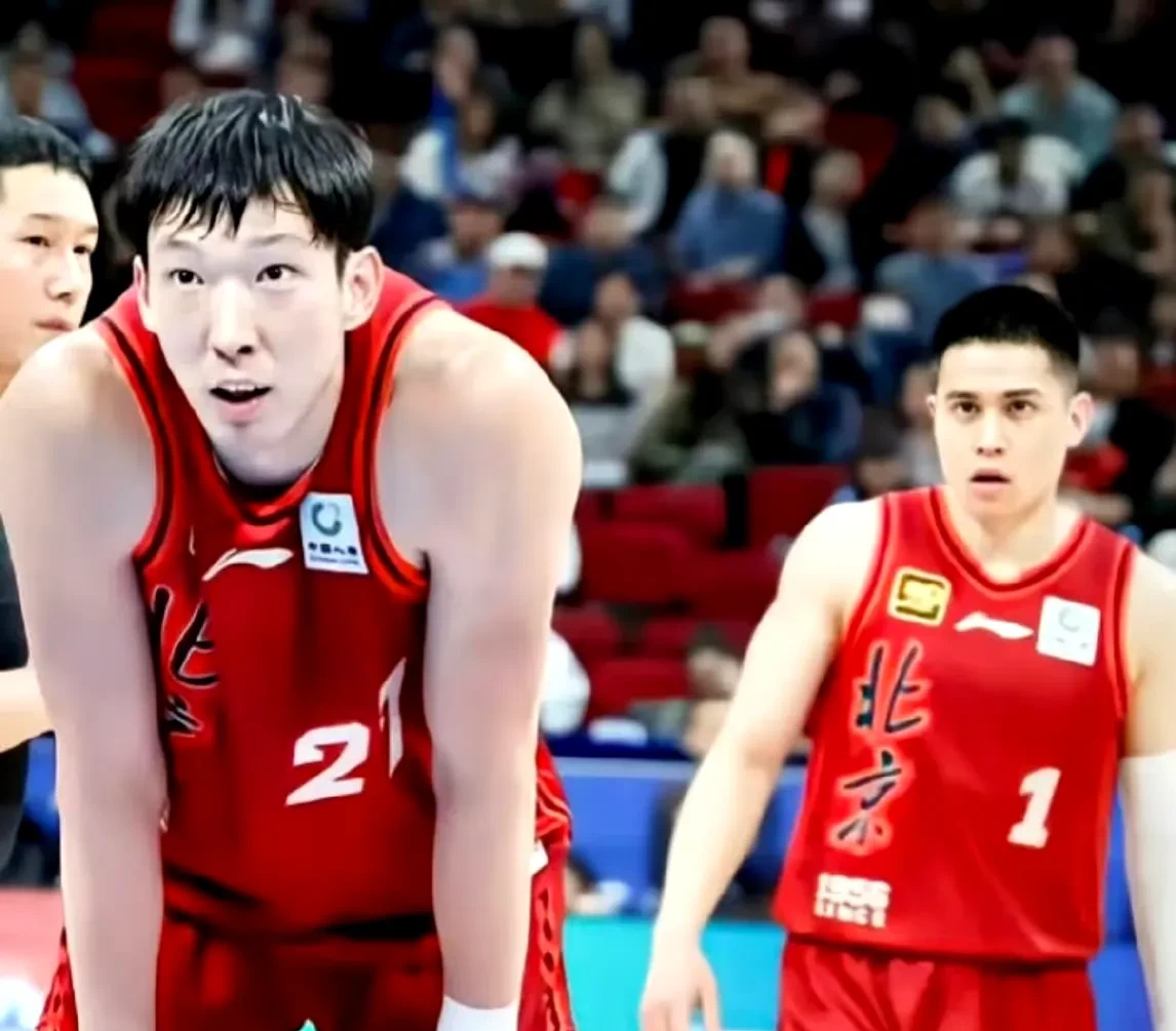 开云官网-四川队碾压深圳队，周琦高光表现的简单介绍